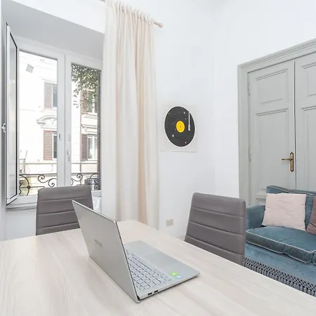 Leisure & Business In Prati San Pietro Valadier Rom