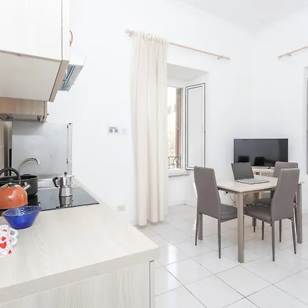 Leisure & Business In Prati San Pietro Valadier Lejlighed *